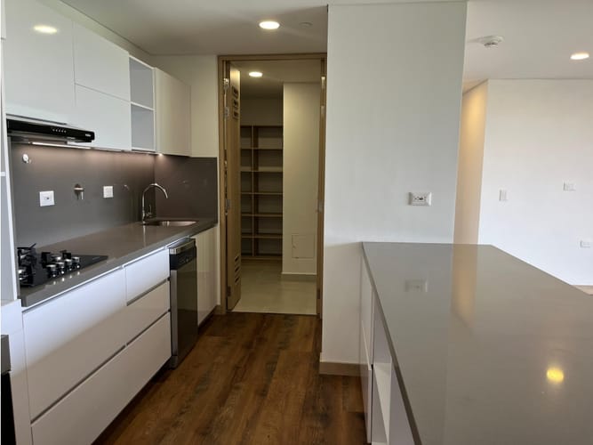 Apartamento de 2 alcobas en venta en Llano Grande, Rionegro, 111 m² · foto 8 de 17