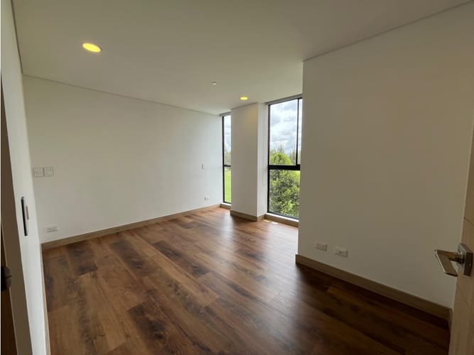 Apartamento de 2 alcobas en venta en Llano Grande, Rionegro, 111 m² · foto 10 de 17