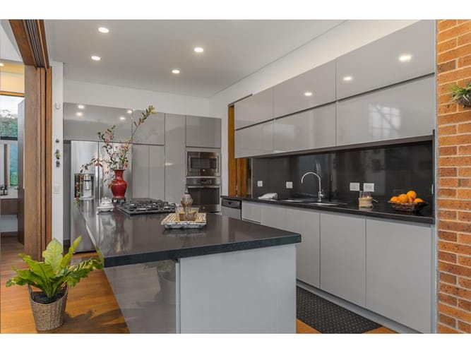 Casa de 3 alcobas en venta en Guamito, La Ceja, 386 m² · foto 12 de 21