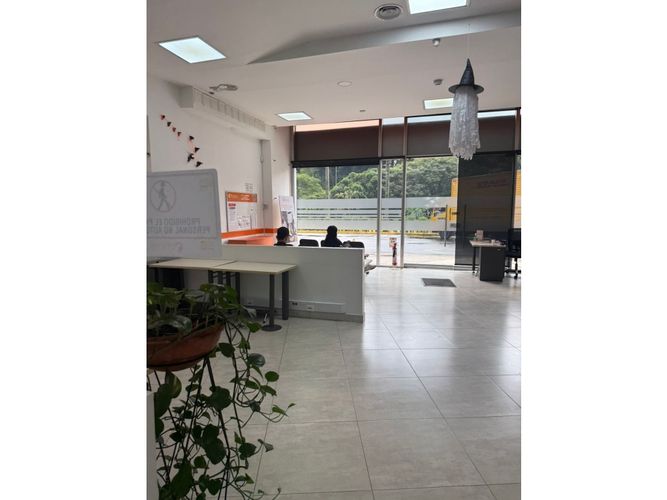Local en venta en El Poblado, Medellín, 170 m² · foto 10 de 16