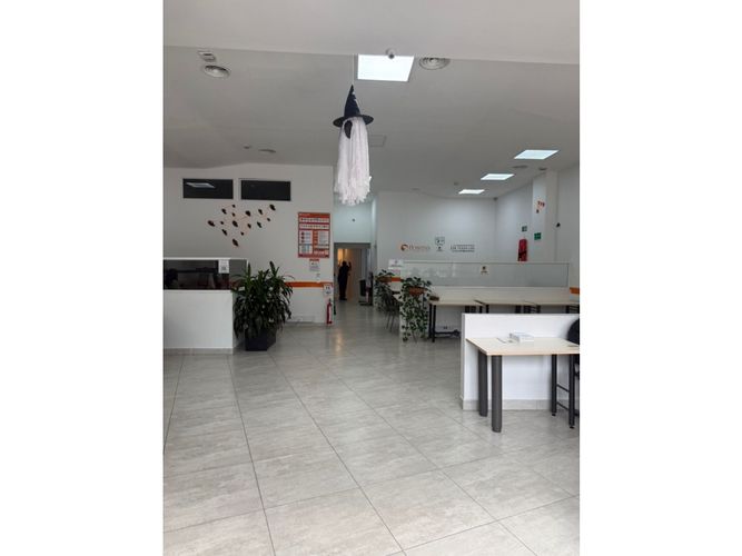 Local en venta en El Poblado, Medellín, 170 m² · foto 11 de 16