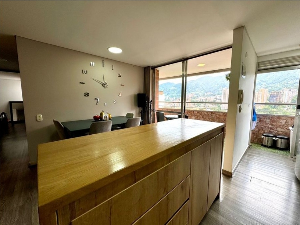 Apartamento en venta en Suramérica, Itagüí · foto 4 de 24