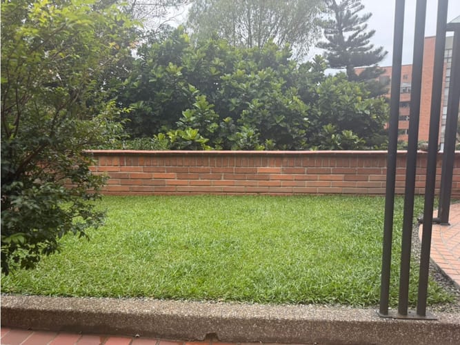 Apartamento de 3 alcobas en venta en Los Balsos, Medellín, 236 m² · foto 11 de 19