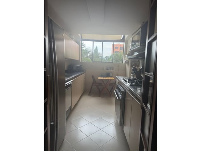 Apartamento de 3 alcobas en venta en Los Balsos, Medellín, 236 m² · foto 15 de 19