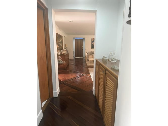 Apartamento de 3 alcobas en venta en Los Balsos, Medellín, 236 m² · foto 19 de 19