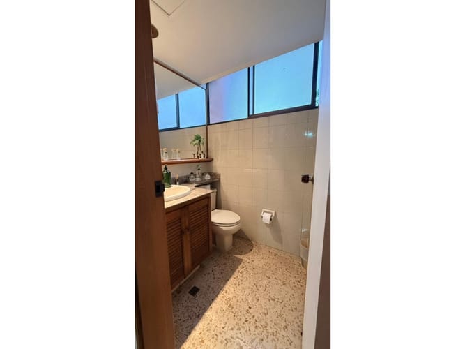 Apartamento de 3 alcobas en venta en Patio Bonito, Medellín, 143 m² · foto 2 de 23
