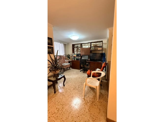 Apartamento de 3 alcobas en venta en Patio Bonito, Medellín, 143 m² · foto 8 de 23