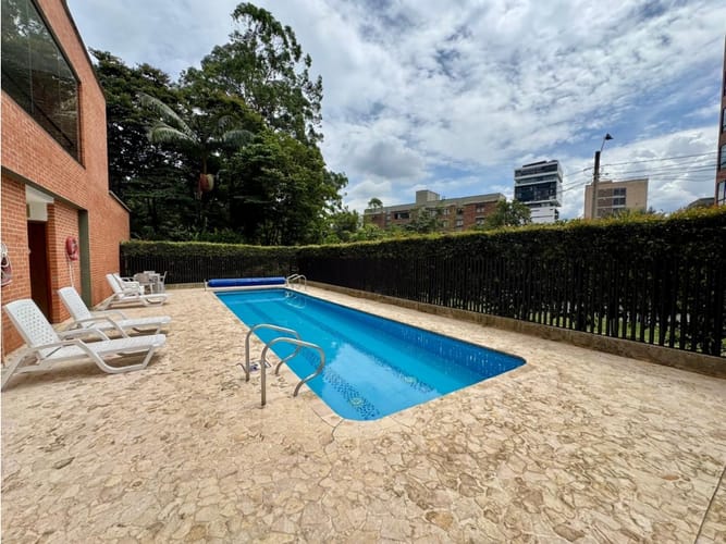 Apartamento en venta en Las Lomas No.1, Medellín · foto 20 de 22