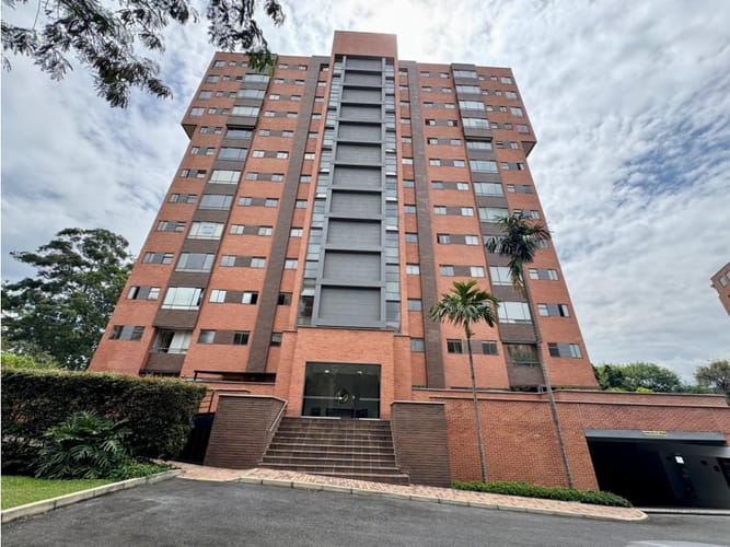 Apartamento en venta en Las Lomas No.1, Medellín · foto 21 de 22