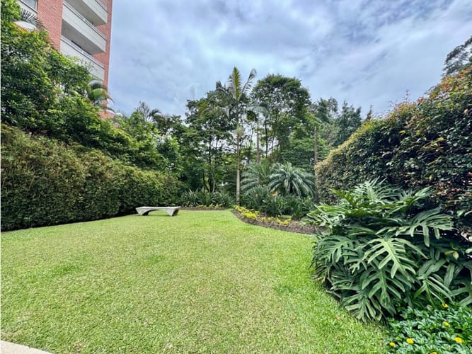 Apartamento en venta en Las Lomas No.1, Medellín · foto 22 de 22