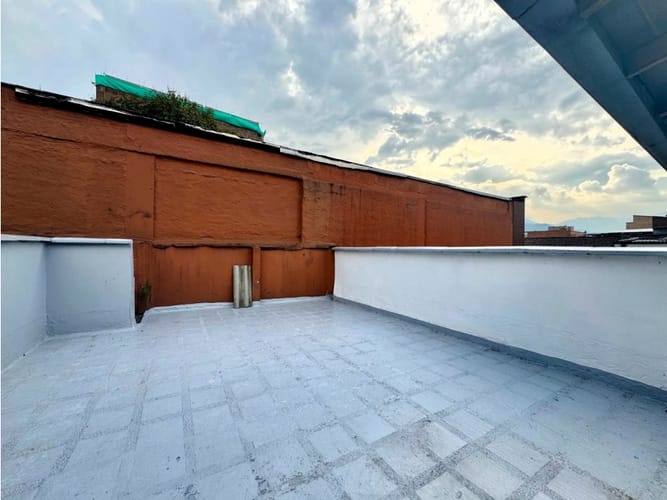 Casa de 8 alcobas en venta en Manila, Medellín, 357 m² · foto 13 de 13