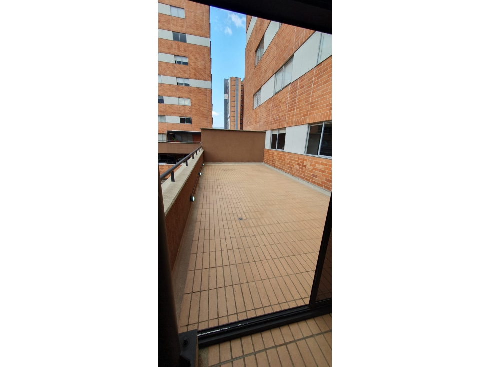 Apartamento en venta en Toledo, La Estrella · foto 3 de 24