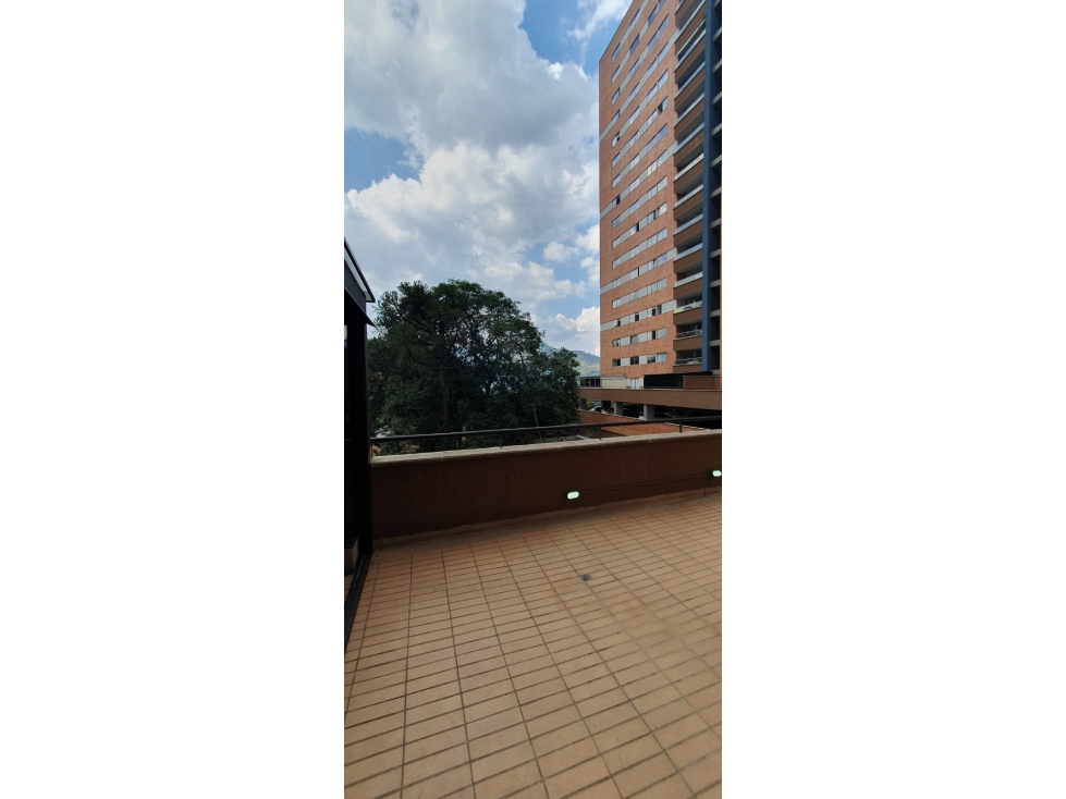 Apartamento en venta en Toledo, La Estrella · foto 7 de 24