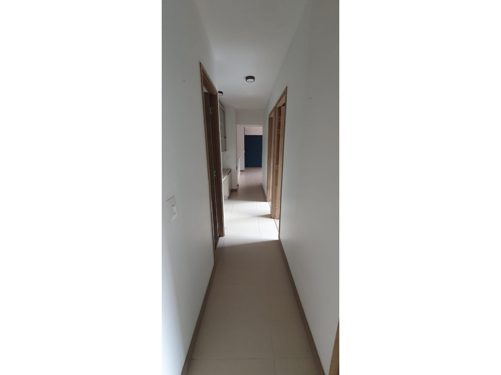 Apartamento en venta en Toledo, La Estrella · foto 19 de 24