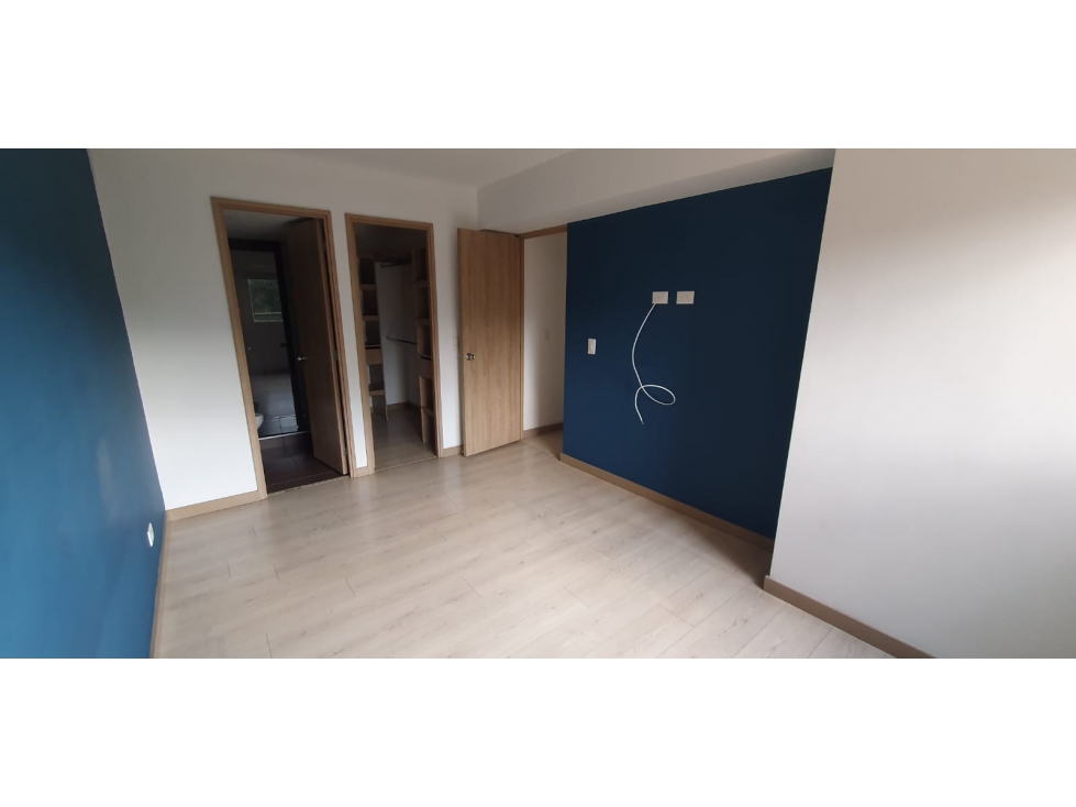 Apartamento en venta en Toledo, La Estrella · foto 24 de 24