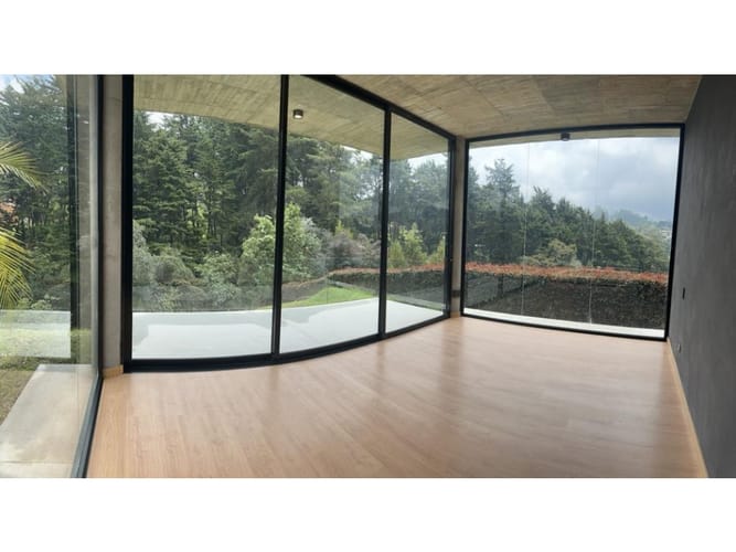 Casa de 4 alcobas en venta en Vía Las Palmas, Medellín, 336 m² · foto 12 de 18