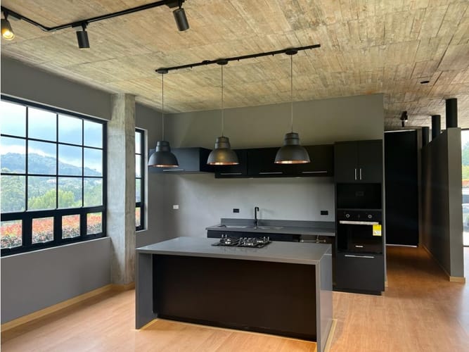 Casa de 4 alcobas en venta en Vía Las Palmas, Medellín, 336 m² · foto 17 de 18