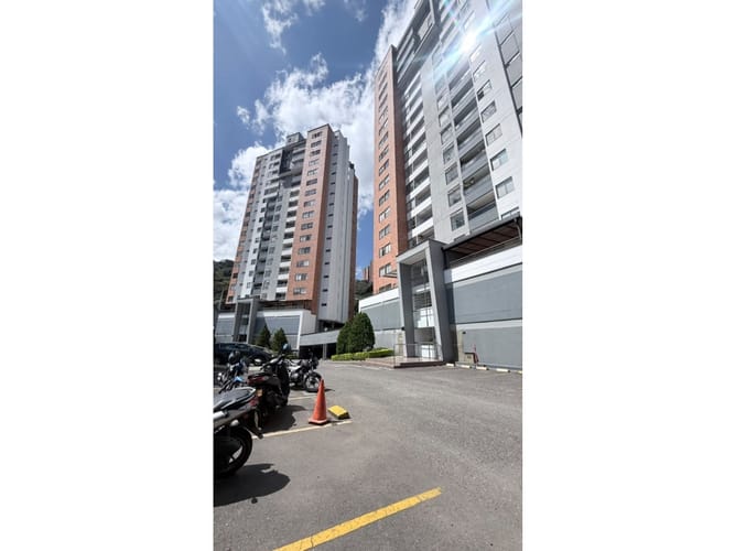 Apartamento en venta en Castropol, Medellín · foto 3 de 4