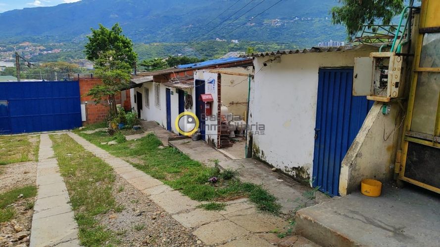 Bodega en arriendo en La Esmeralda, Bucaramanga, 2000 m² · foto 6 de 14