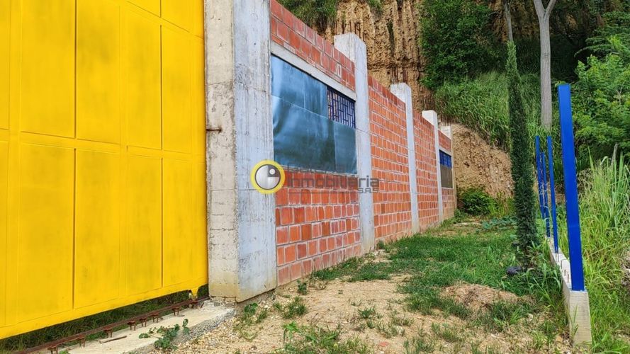 Bodega en arriendo en La Esmeralda, Bucaramanga, 2000 m² · foto 7 de 14