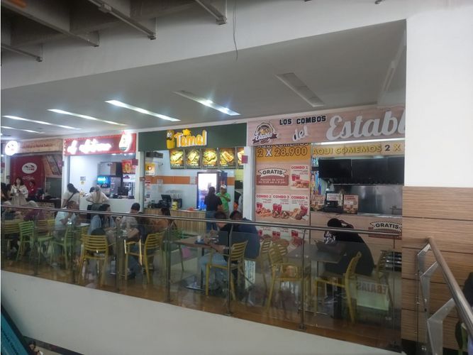 Local en venta en Guayaquil, Medellín, 13 m² · foto 7 de 12