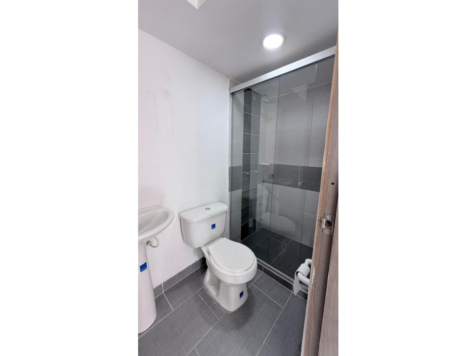 Apartamento en venta en Suramérica, Itagüí · foto 9 de 19