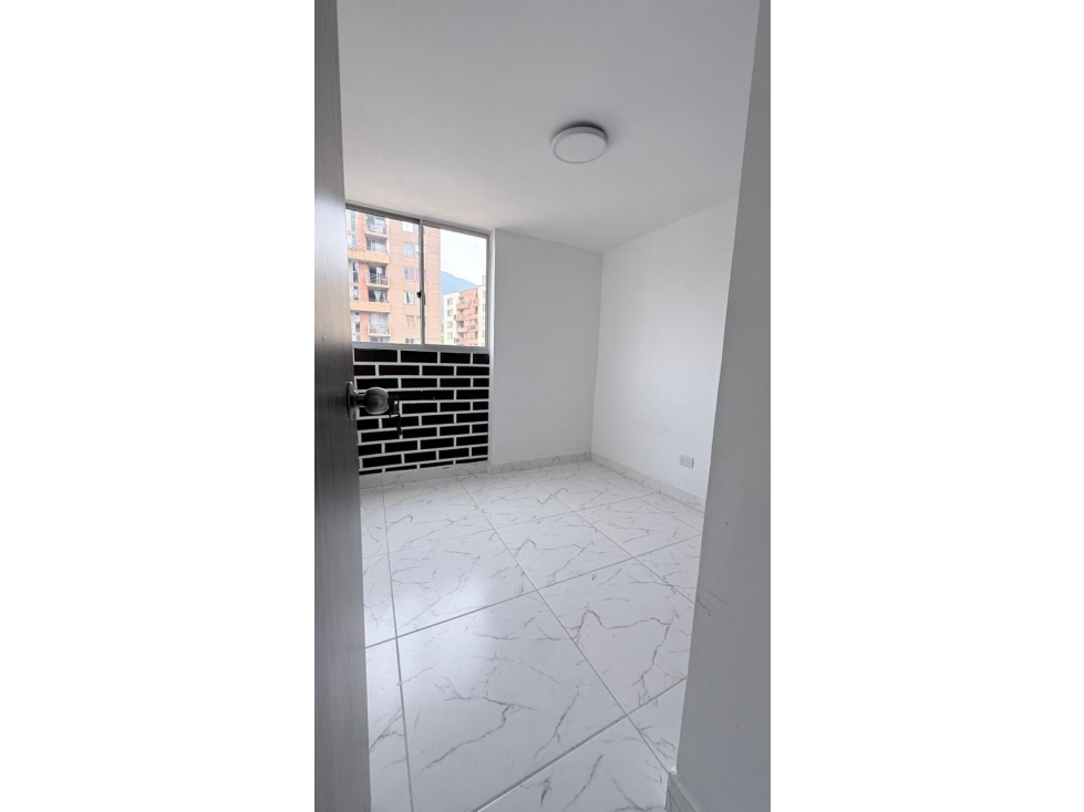 Apartamento en venta en Suramérica, Itagüí · foto 11 de 19