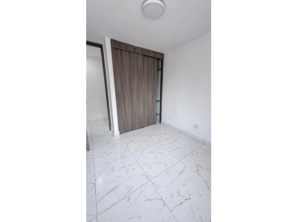 Apartamento en venta en Suramérica, Itagüí · foto 14 de 19
