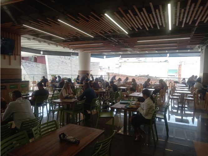 Local en venta en Guayaquil, Medellín, 10 m² · foto 10 de 12