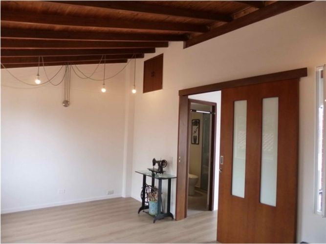 Casa de 4 alcobas en venta en La Palma, Medellín, 192 m² · foto 11 de 24