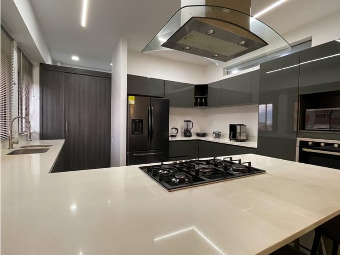 Apartamento de 5 alcobas en venta en Santa Maria De Los Angeles, Medellín, 287 m² · foto 3 de 24