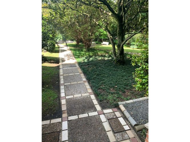 Apartamento de 3 alcobas en venta en La Florida, Medellín, 140 m² · foto 18 de 24