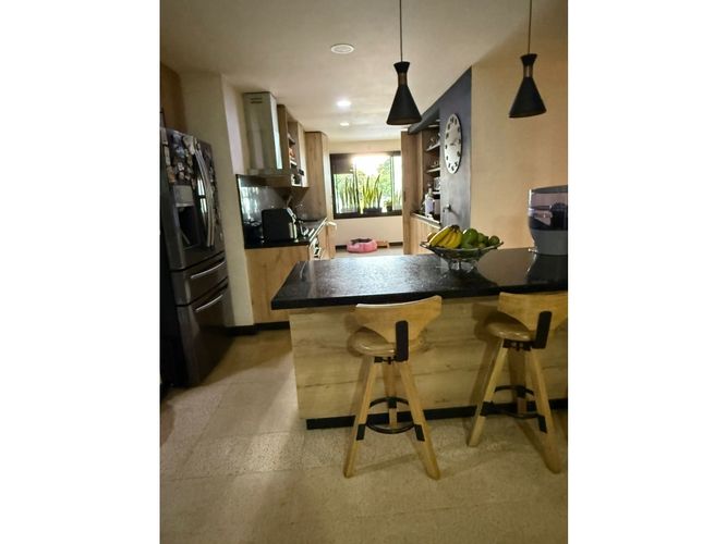 Apartamento en venta en La Aguacatala, Medellín · foto 4 de 15