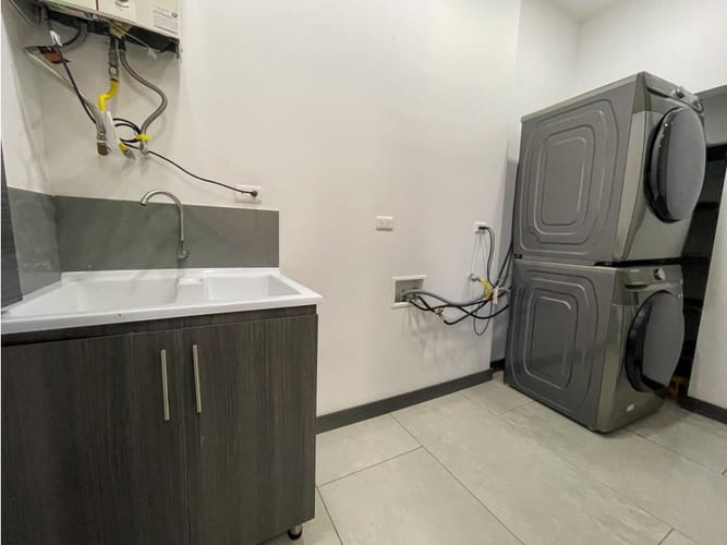 Apartamento de 5 alcobas en venta en Santa Maria De Los Angeles, Medellín, 287 m² · foto 22 de 24