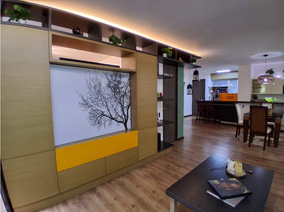 Apartamento en venta en Loma Del Esmeraldal, Envigado · foto 3 de 24