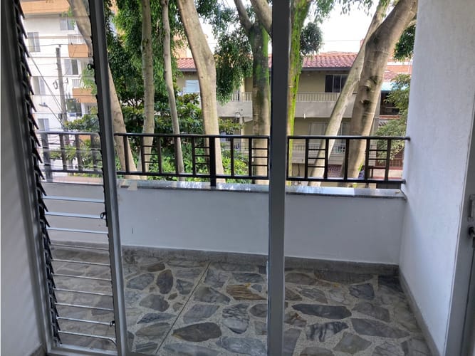 Edificio en venta en Calasanz, Medellín, 1150 m² · foto 15 de 24