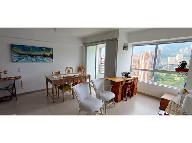 Apartamento de 2 alcobas en venta en Otraparte, Sabaneta, 69 m² · foto 2 de 13