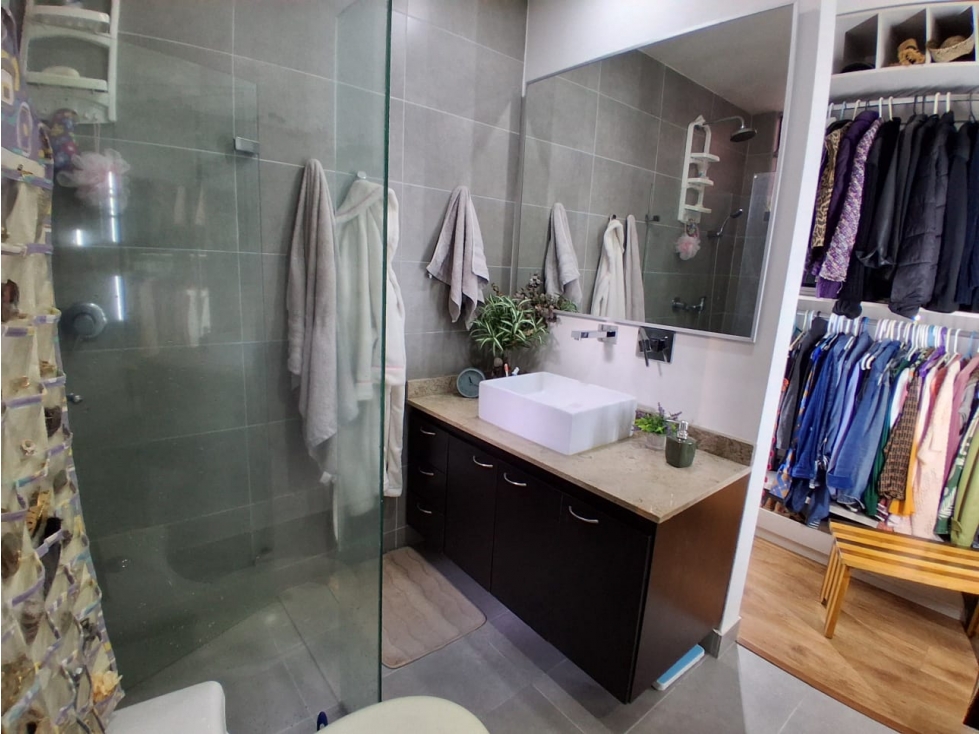 Apartamento en venta en Loma Del Esmeraldal, Envigado · foto 18 de 24