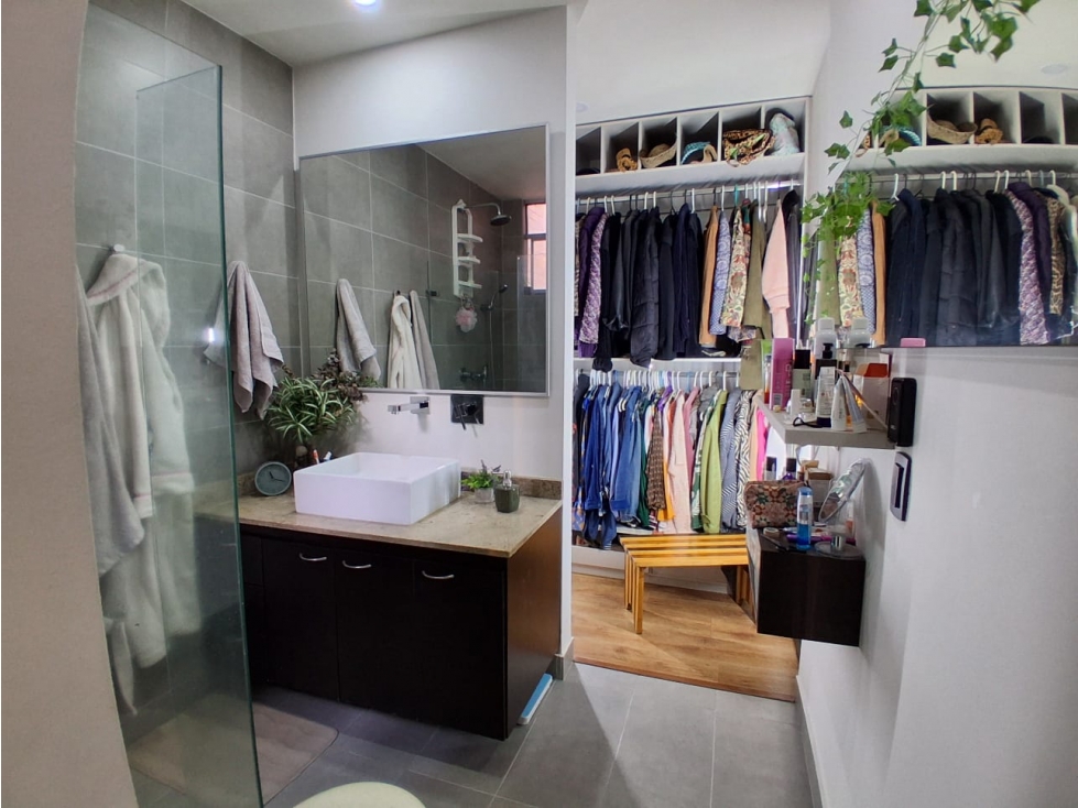 Apartamento en venta en Loma Del Esmeraldal, Envigado · foto 19 de 24