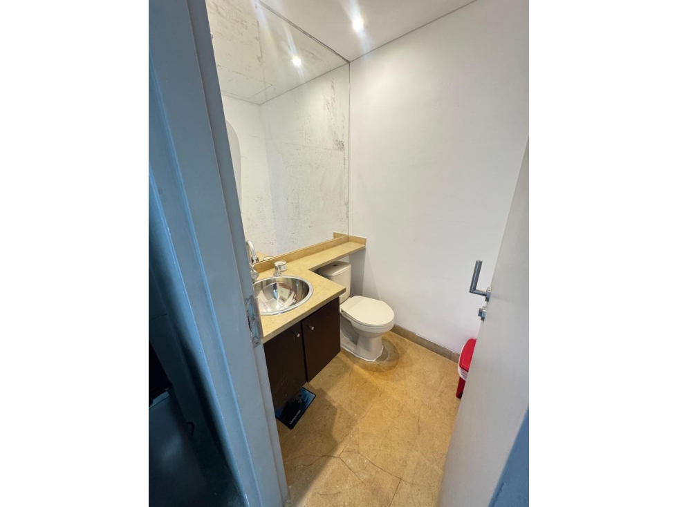 Oficina en venta en Milla De Oro, Medellín, 119 m² · foto 7 de 9