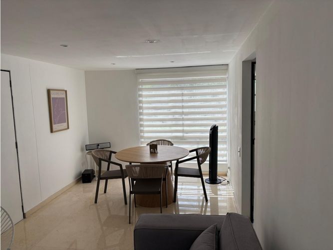 Apartamento en venta en El Poblado, Medellín · foto 2 de 11