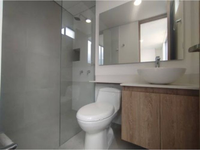 Apartamento de 3 alcobas en venta en San Jose, Sabaneta, 75 m² · foto 11 de 18