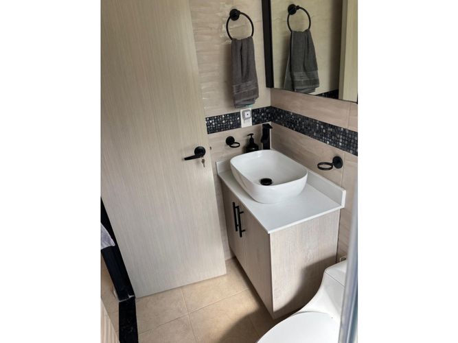 Apartamento en venta en El Poblado, Medellín · foto 9 de 11