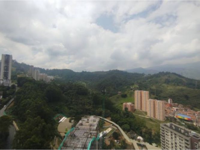 Apartamento de 3 alcobas en venta en San Jose, Sabaneta, 75 m² · foto 15 de 18