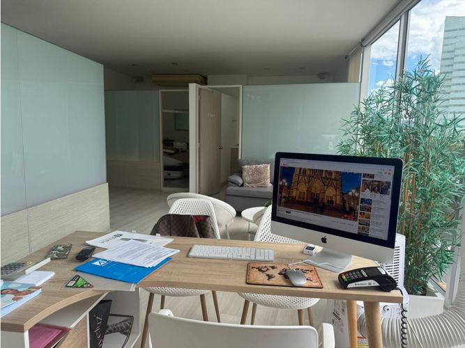 Consultorio en venta en El Poblado, Sabaneta, 70 m² · foto 4 de 18