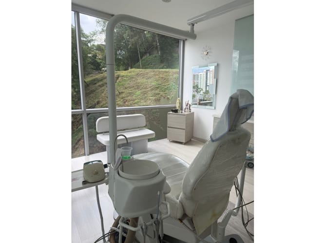 Consultorio en venta en El Poblado, Sabaneta, 70 m² · foto 8 de 18