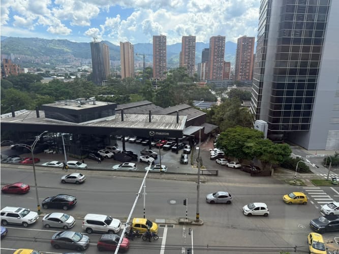 Consultorio en venta en El Poblado, Sabaneta, 70 m² · foto 9 de 18