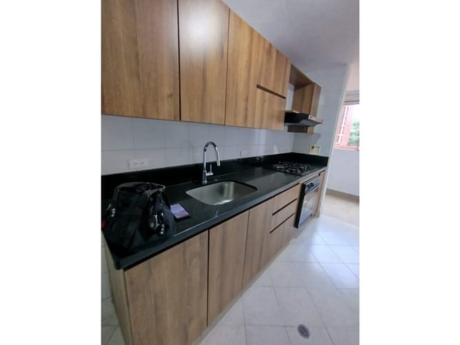 Apartamento en venta en Laureles, Medellín · foto 2 de 24