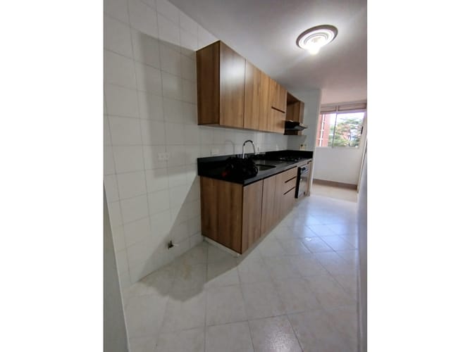 Apartamento en venta en Laureles, Medellín · foto 3 de 24
