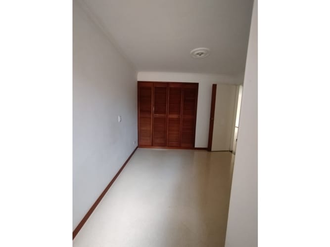 Apartamento en venta en Laureles, Medellín · foto 4 de 24